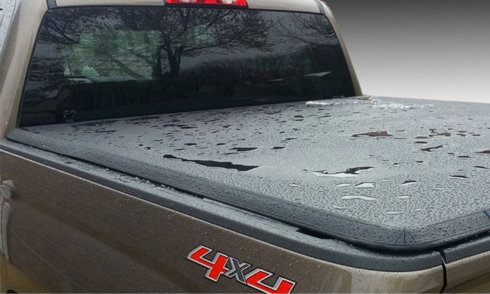 Hard vs. Soft Tonneau Covers: What's the Difference?