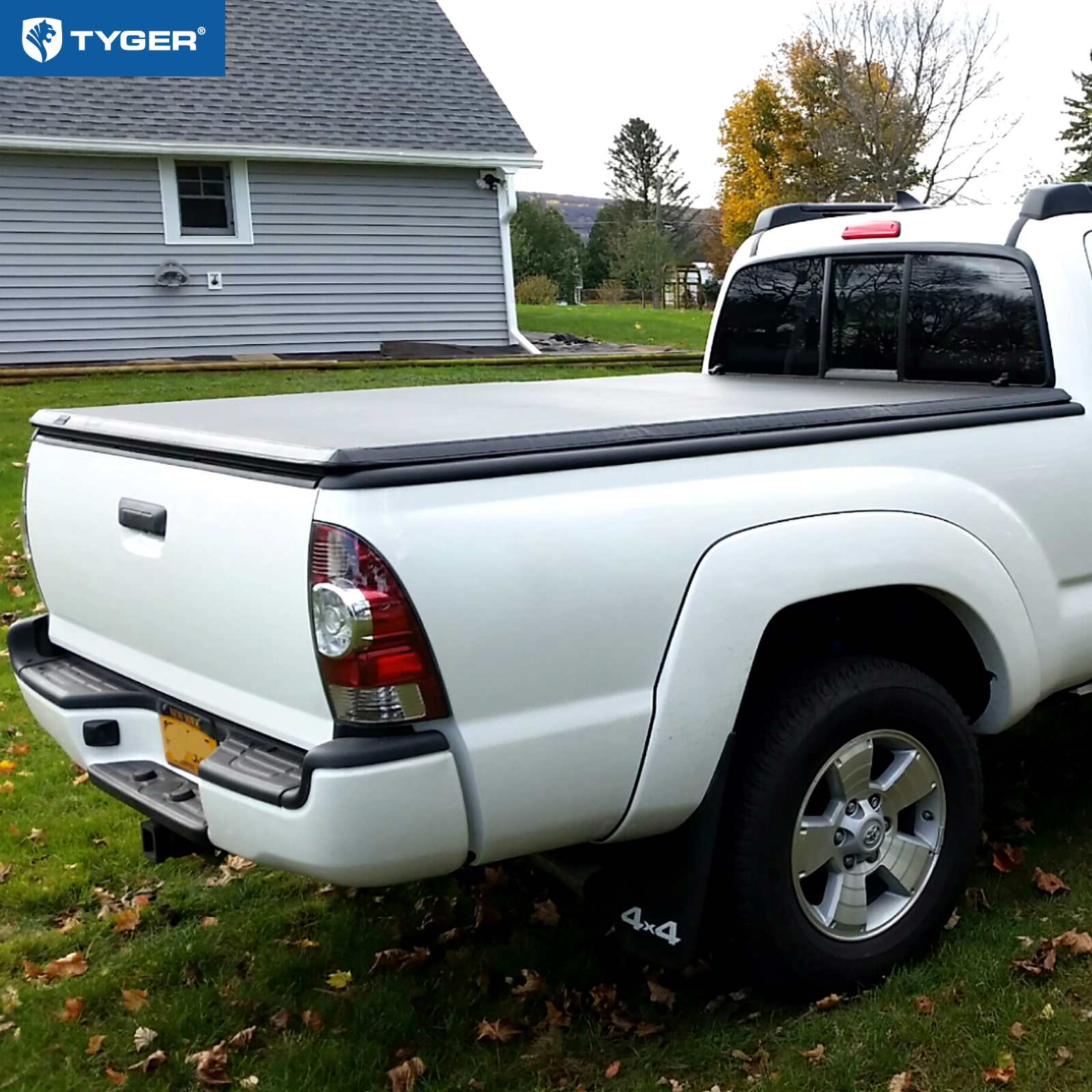 TYGER T3 Soft Tri-fold fit 2005-2015 Toyota Tacoma | 6' Bed